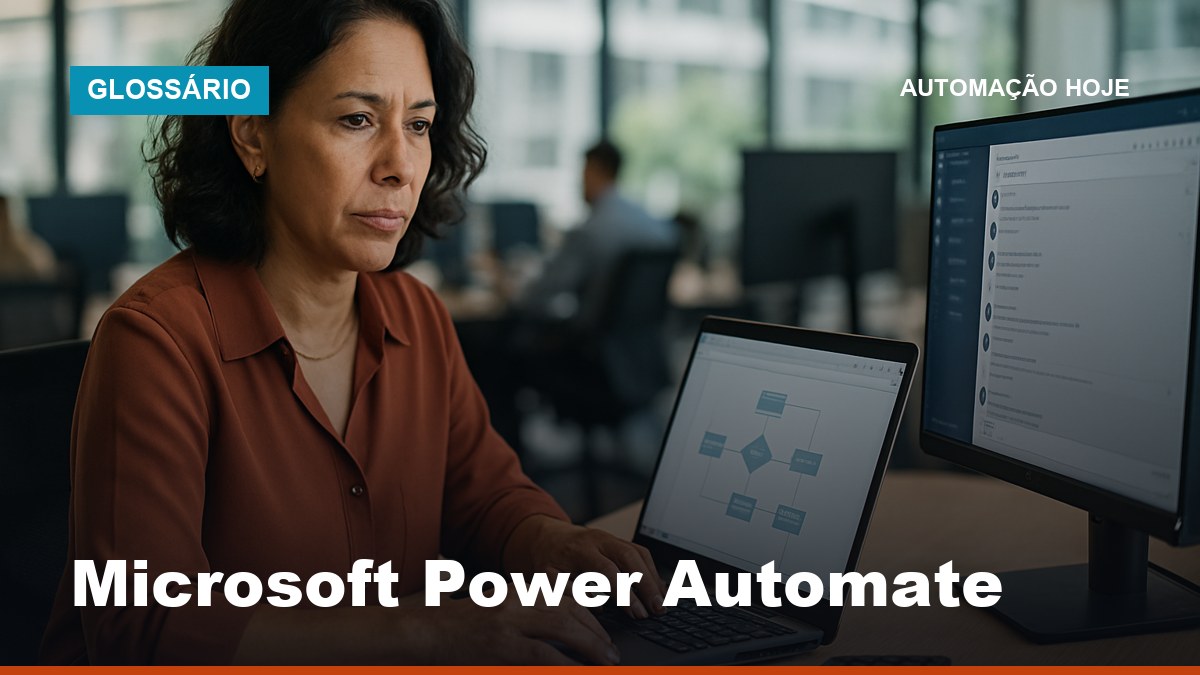 Analista de negócios brasileira configurando fluxo de automação no Microsoft Power Automate em ambiente corporativo